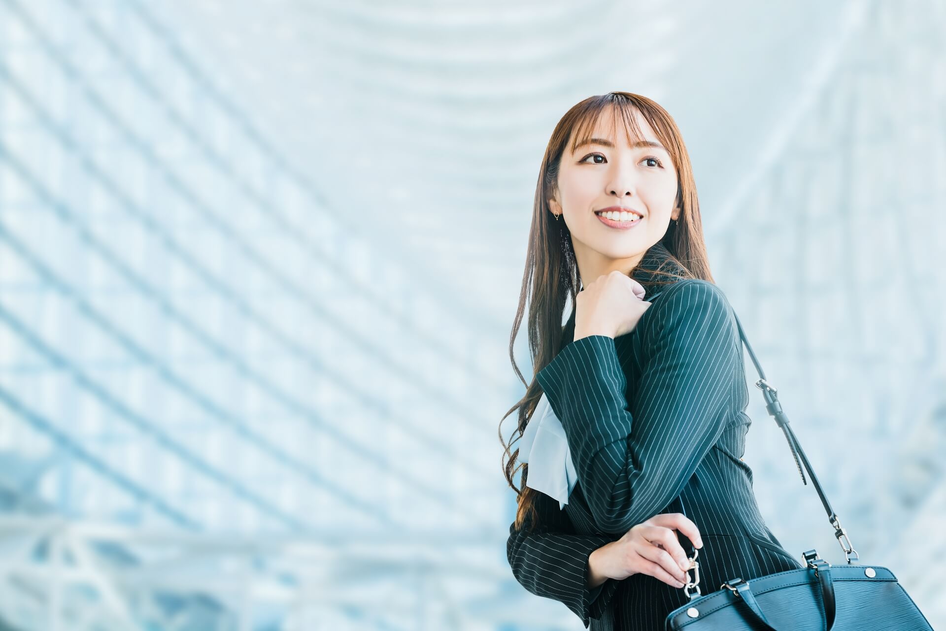 職場で嫌いな人に態度が出てしまうのは「あなたの性格」のせいじゃない